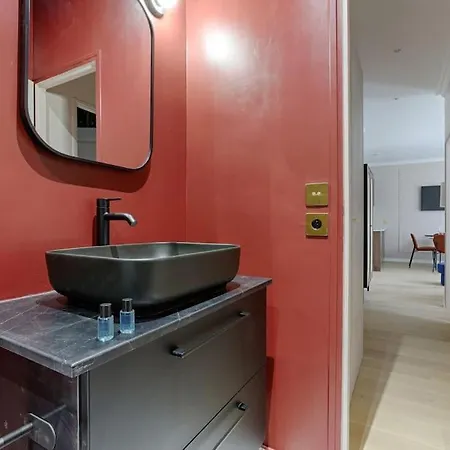 Mykeypers - Luxury Flat 3br 8p With Jacuzzi - Haussmann * Paryż