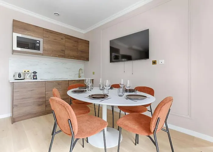 Mykeypers - Luxury Flat 3br 8p With Jacuzzi - Haussmann Paryż